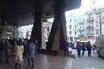 Евромайдан 7-8.12.2013 - жду человека у входа в метро Площадь Льва Толстого