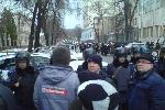 Евромайдан 7-8.12.2013 - там дальше стоят фанаты оплаты от Януковича