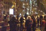 Евромайдан - вечер 9 декабря - радость и оживление - коммунистов там нет