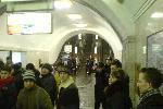 Евромайдан - вечер 9 декабря - эскалатор наверх выключен, только вниз