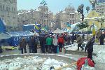 Евромайдан - ночь нападения - 11 декабря - На Майдане кипит жизнь