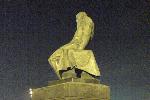 Достоевский рядом с Библиотекой имени Ленина