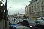 Садовое кольцо возле Курского вокзала вечером. Сплошная пробка.