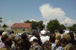На старт! Боевая миссия десанта - быстрее всех пробежать в полном снаряжении (с багажом) 150 м, чтобы занять очередь на таможню. Весёлая игра