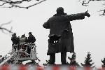 Ленину порвали жопу - 2 (Питер, 1 апреля)