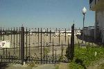 На смотровую площадку пришлось перелазить через этот забор