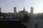 1 июня. В Харькове на привокзальной площади было оживлённо