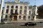 Филармония переживает утро понедельника по-своему. Перекосоёбило бедную